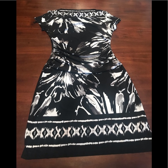 Short Dress - Picture 1 of 3